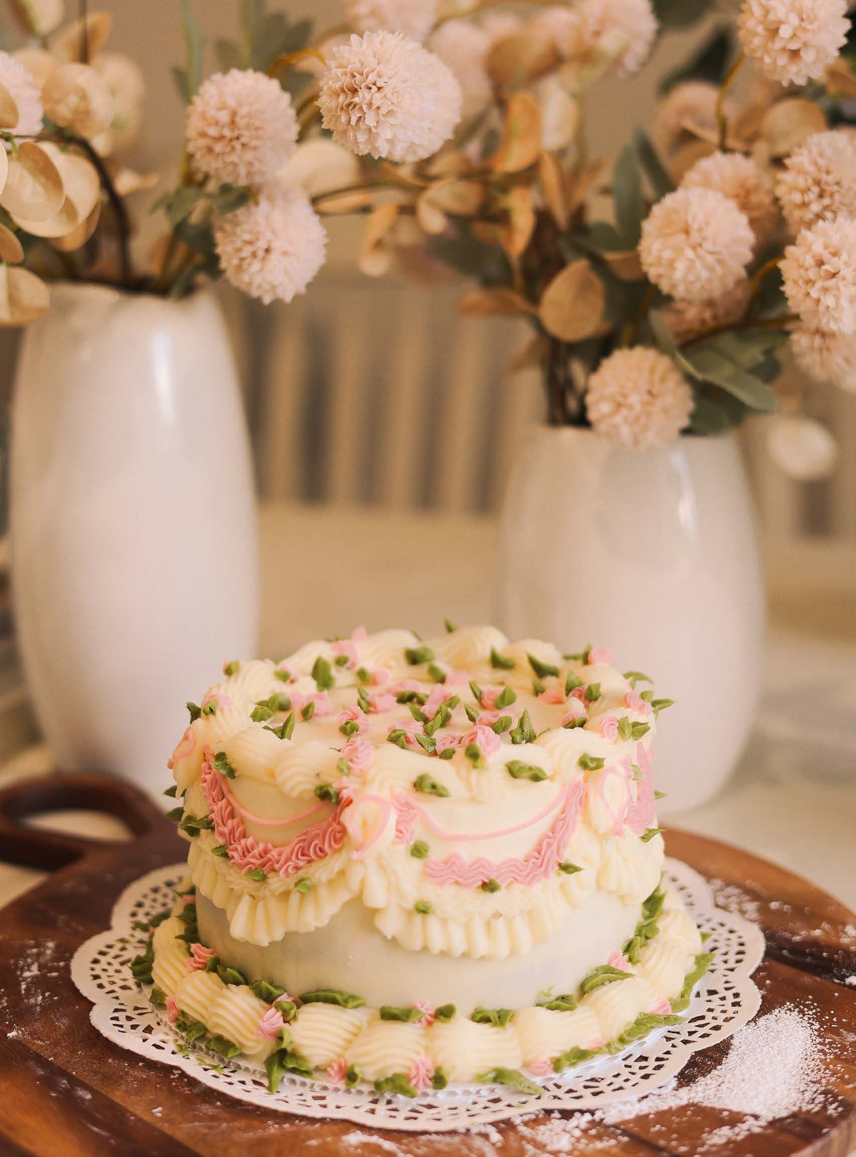 Garden Vintage Cake